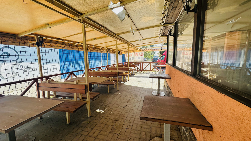 Objekt pre komerčné využitie (gastro prevádzka) s 8,5á pozemkom, Rača- Východné, Dopravná