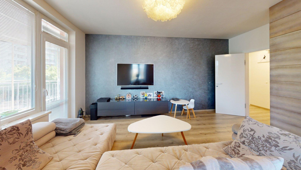 Predaj 4-izbového bytu s parkovaním a 22m2 terasa, Ružinov- Nivy, Jégého ulica, 3D prehliadka