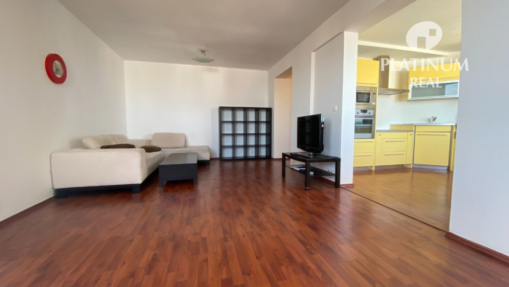 Predaj 3 izbový byt Ružinov Nivy na 16.p. Gloria, 90 m2