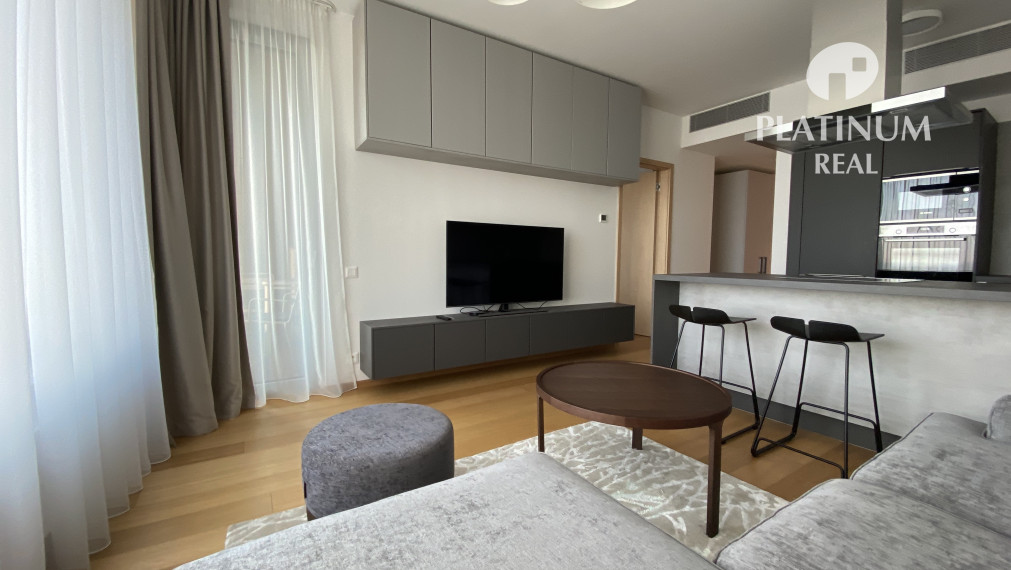 SKY PARK, 2 izb. byt, 23.p., parking, výhľad