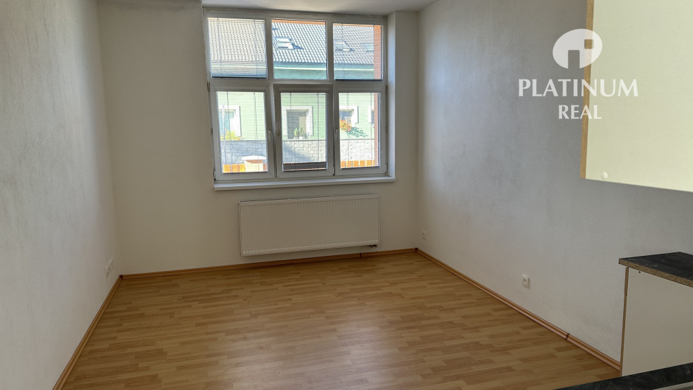Prenájom 1 iz. bytu č. 1 v Ružinove - Bulharska ul.