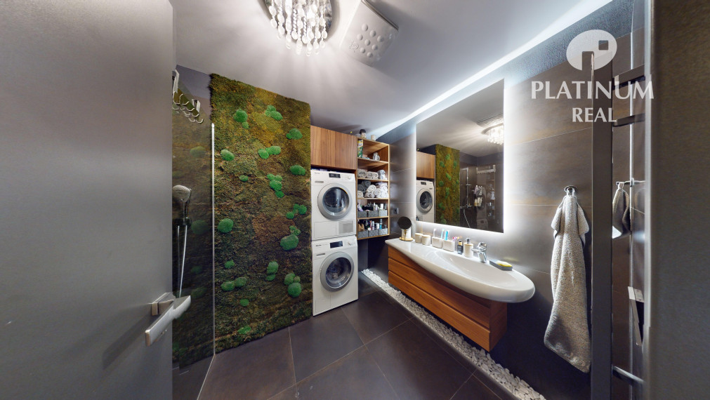 REZREVOVANÉ ->>Predaj 5-izbového bytu 120m2 + 130m2 terasy, LifeParkResidence, Drotárska, parkovanie, sklady....