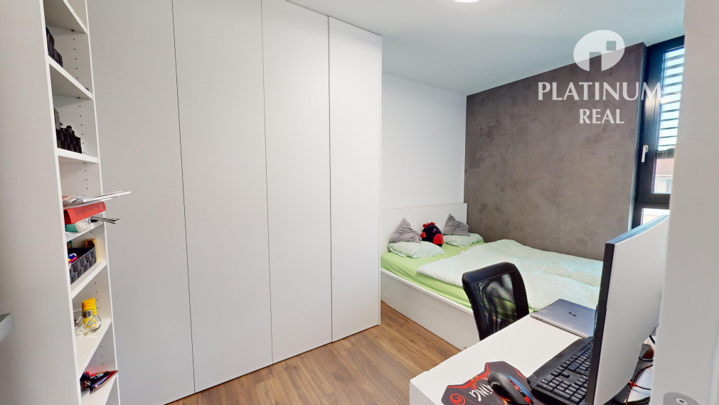 REZREVOVANÉ ->>Predaj 5-izbového bytu 120m2 + 130m2 terasy, LifeParkResidence, Drotárska, parkovanie, sklady....