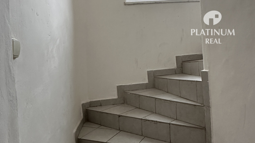 Predaj murovaného rodinného domu v centre - Vajnory