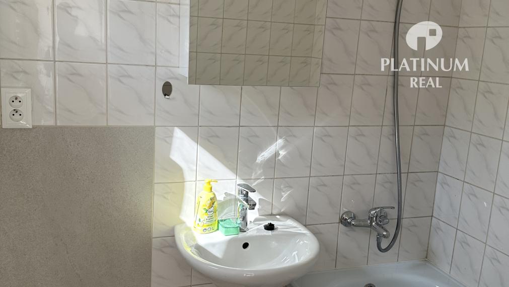 Prenájom 2 x RD hneď vedľa seba v Ružinove - Trnávka