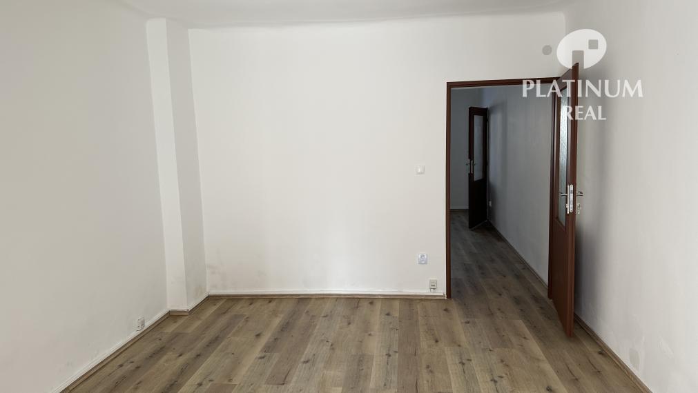 Prenájom 2 x RD hneď vedľa seba v Ružinove - Trnávka