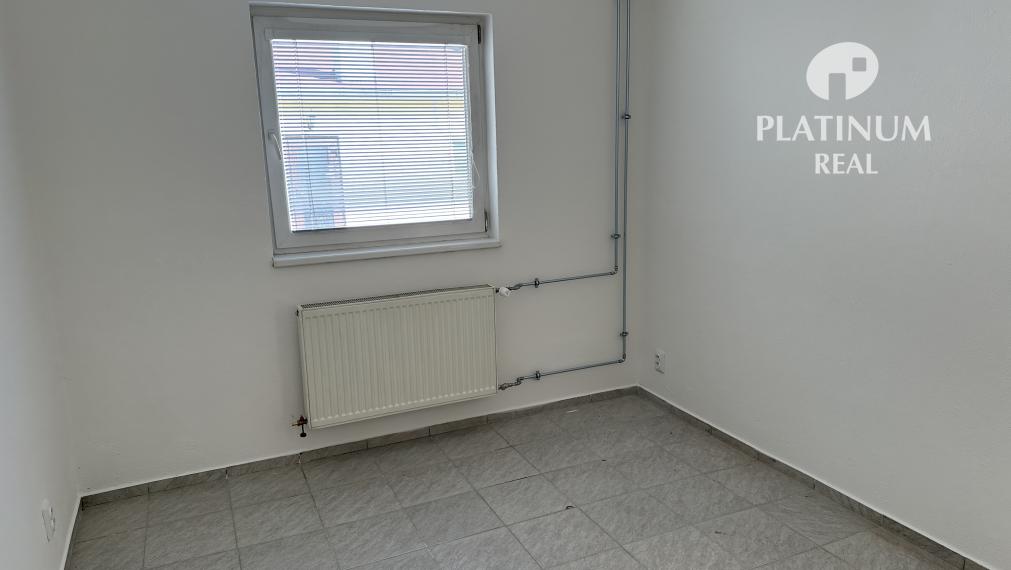 Prenájom 2 x RD hneď vedľa seba v Ružinove - Trnávka