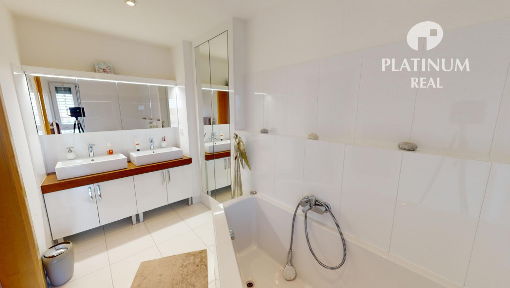 Rodinný dom BA mestská časť Nové Mesto- Horská ul. ✳️ 3D PREHLIADKA ✳️