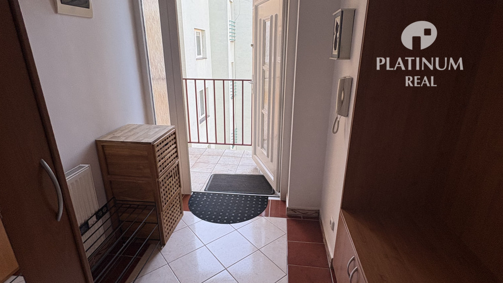 Predaj veľmi pekného a tichého bytu s príjemnou terasou NIVY