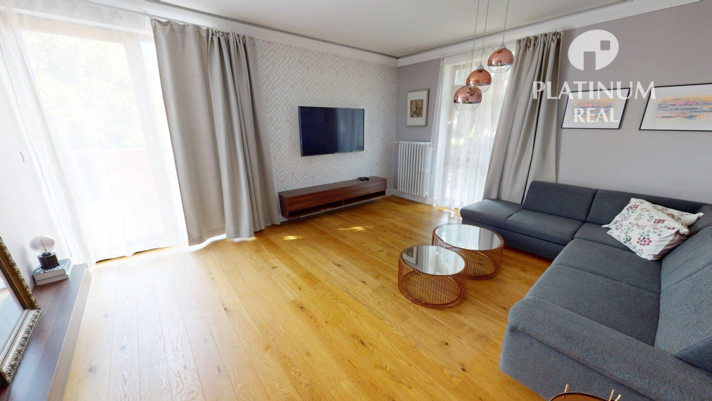 Veľmi pekný 3 izbový zariadený byt s terasou na Kolibe