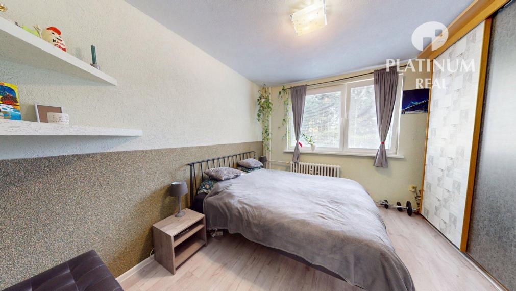 Dúbravka 2-izbový, kompletne zrekonštruovaný, 3D prehliadka