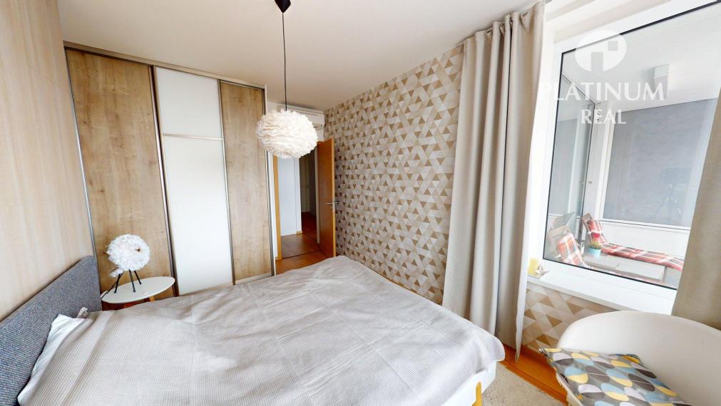 3 izbový byt s terasou a garážou v PANORAMA CITY, 25. poschodie, veža I.