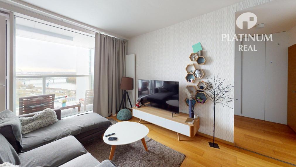 3 izbový byt s terasou a garážou v PANORAMA CITY, 25. poschodie, veža I.