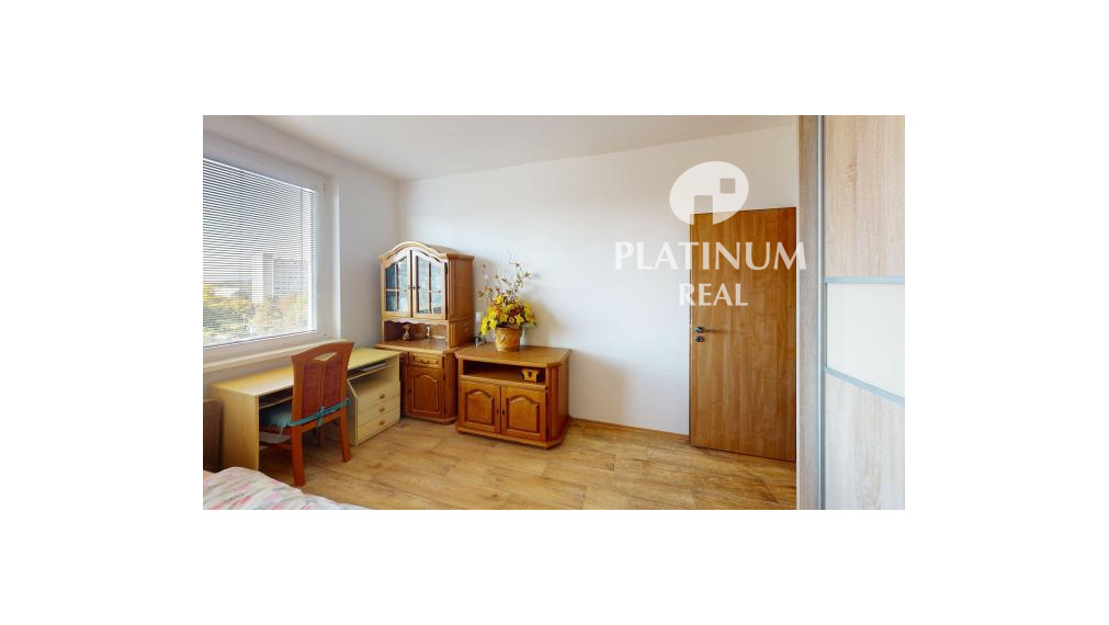 3 izbový byt po rekonštrukcii s výmerou 85,25 m2 v starej časti Petržalky