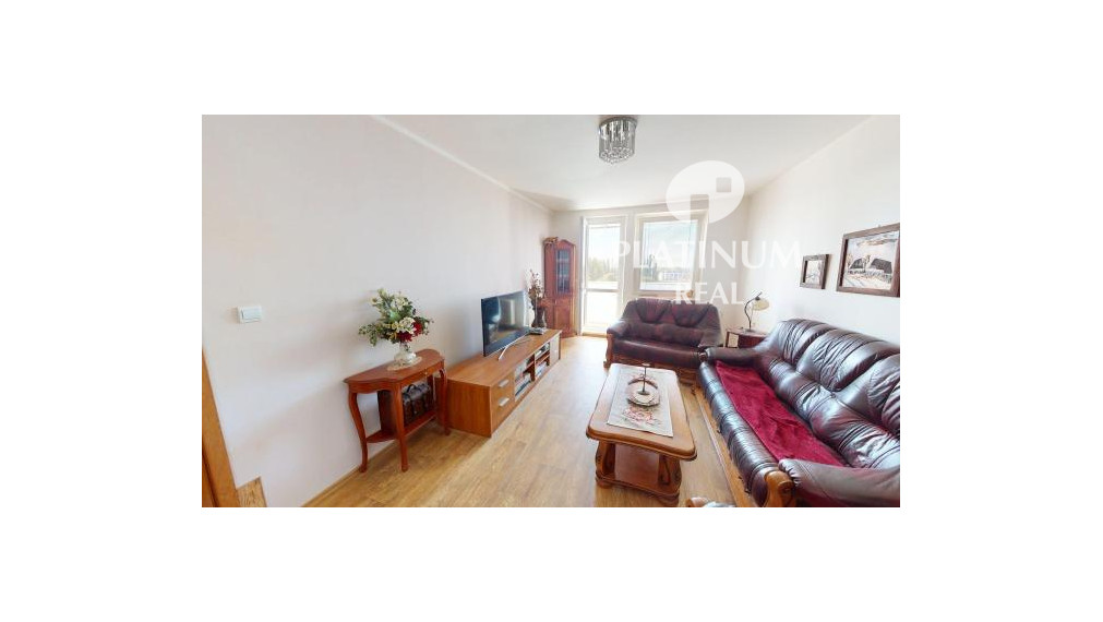 3 izbový byt po rekonštrukcii s výmerou 85,25 m2 v starej časti Petržalky