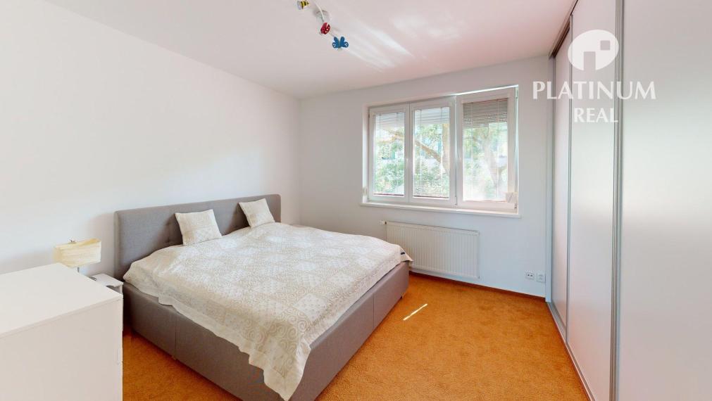 Predaj veľmi pekného a tichého bytu s príjemnou terasou NIVY