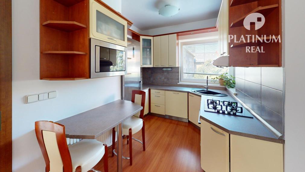 Predaj veľmi pekného a tichého bytu s príjemnou terasou NIVY