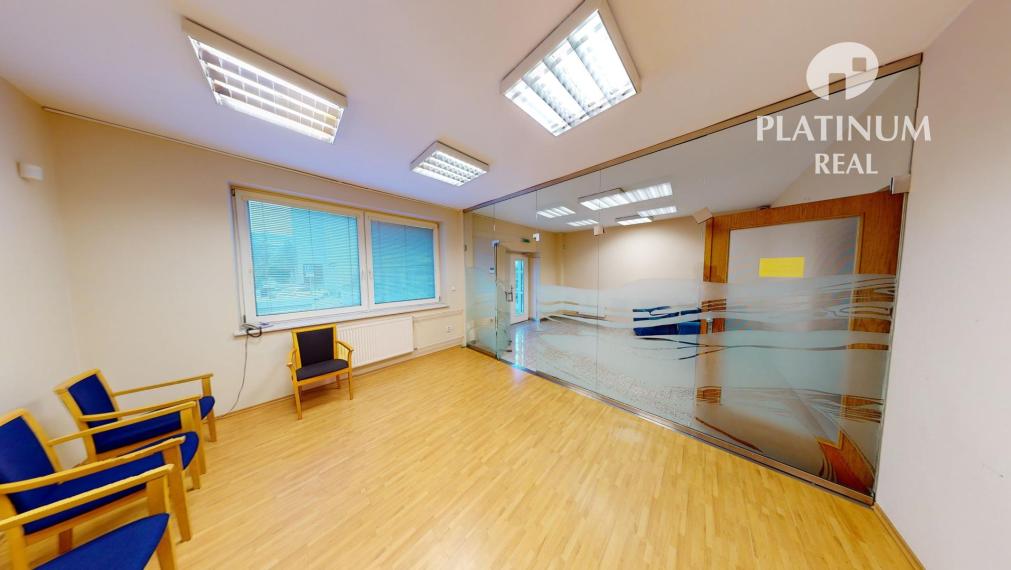 Budova s pozemkom451m2, 6x parkovanie, vhodné ako sídlo firmy, Ružinov ✅ 3D prehliadka ✅