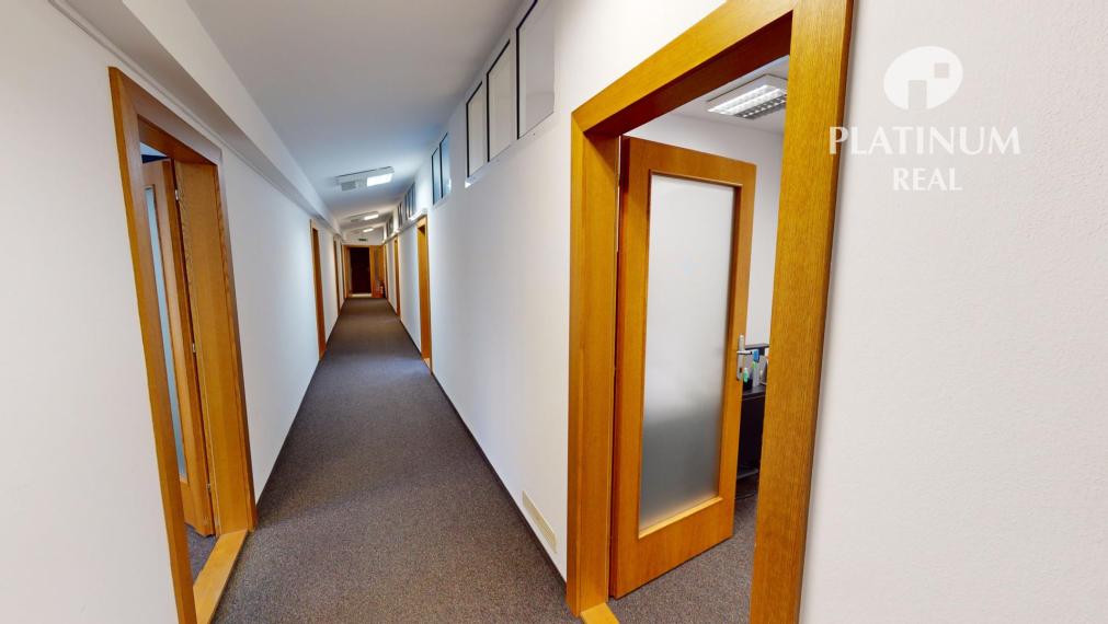 Budova s pozemkom451m2, 6x parkovanie, vhodné ako sídlo firmy, Ružinov ✅ 3D prehliadka ✅