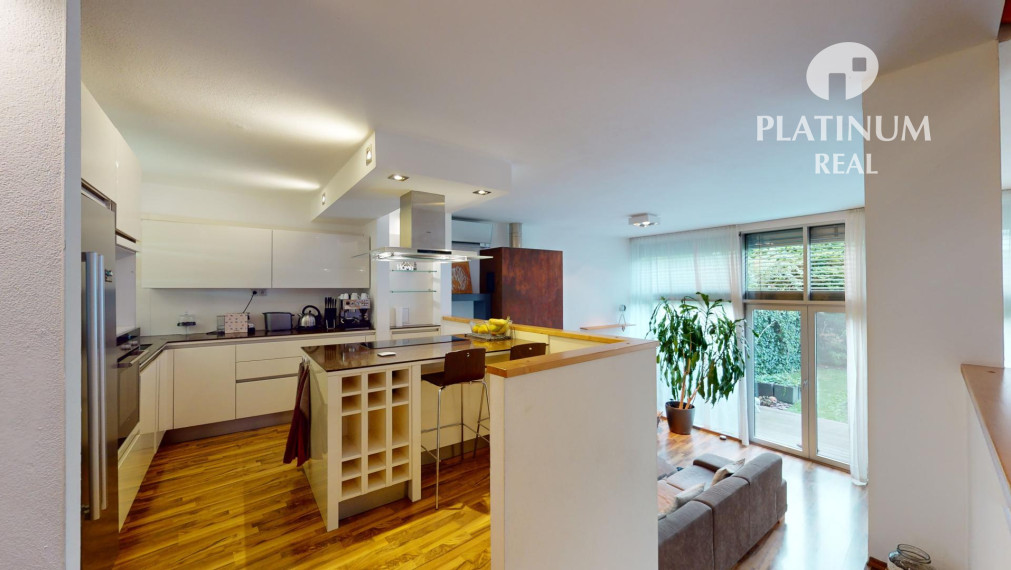 4-izbový  rodinný dom, BA mestská časť Nové Mesto- Horská ul. ✳️ 3D PREHLIADKA ✳️