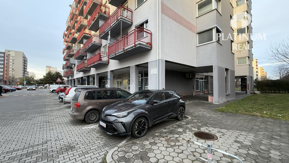 Obchodný priestor, 155m2, klima, Ružinov, Sv.Vincenta