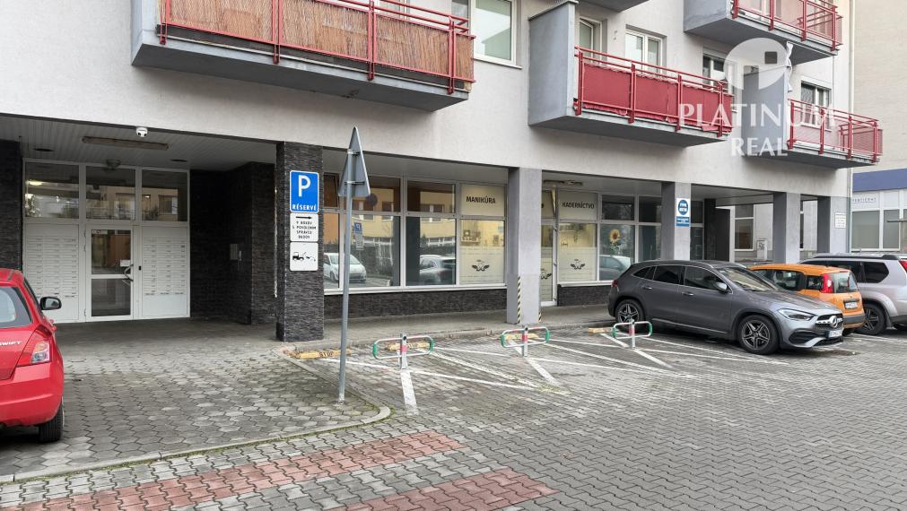 Obchodný priestor, 155m2, klima, Ružinov, Sv.Vincenta