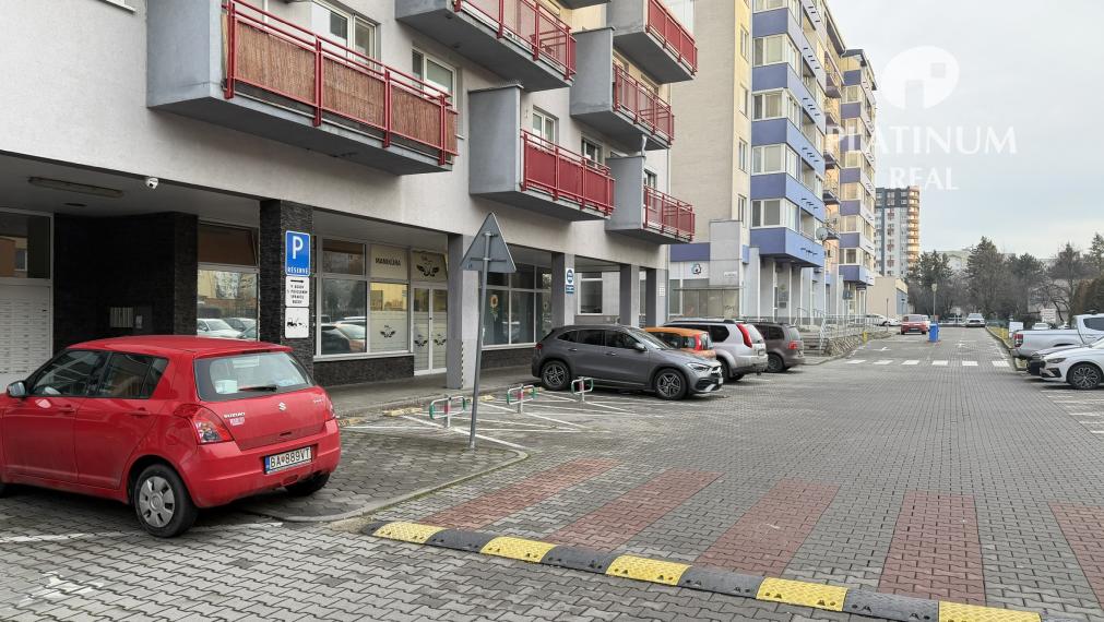 Obchodný priestor, 155m2, klima, Ružinov, Sv.Vincenta