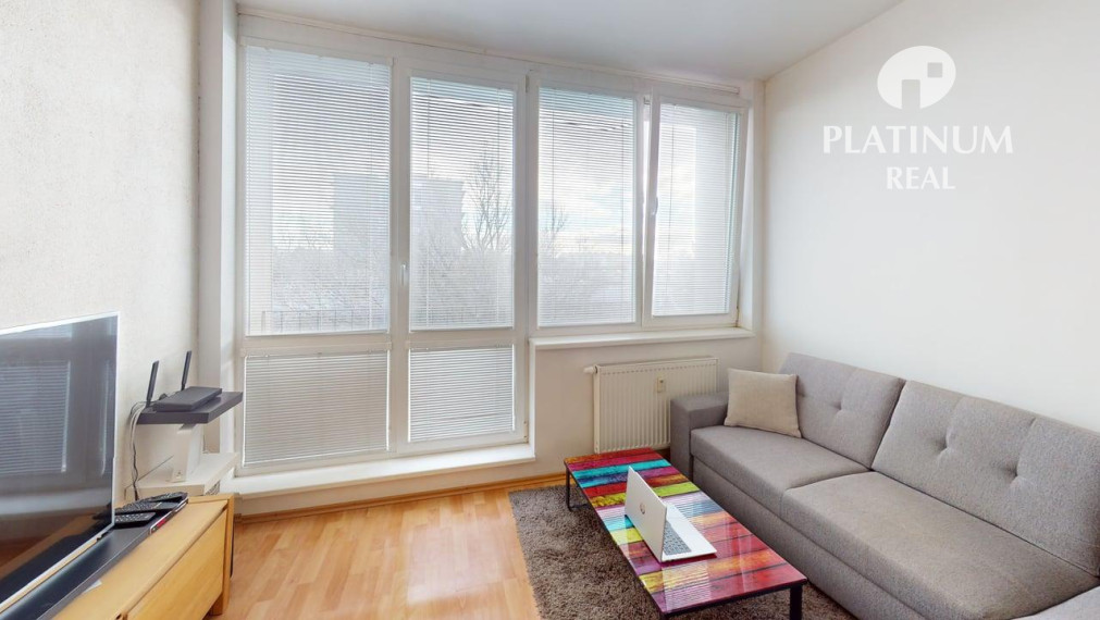 2 garsónka na Závodnej ul., Podunajské Biskupice 3.p. s výťahom