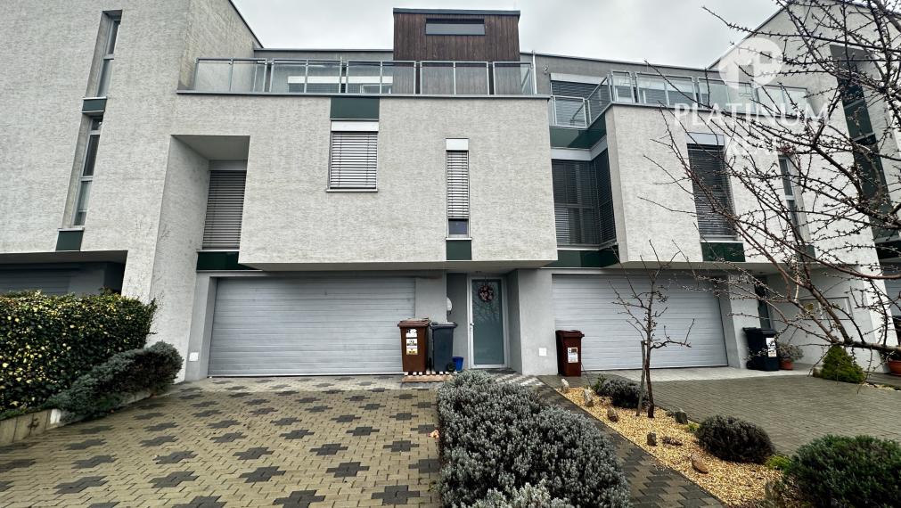 4-izbový  rodinný dom, BA mestská časť Nové Mesto, Krasňany Slanec, Horská ul. ✳️ 3D PREHLIADKA ✳️