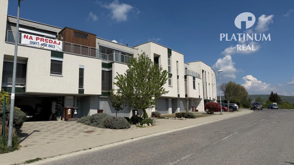 4-izbový  rodinný dom, BA mestská časť Nové Mesto, Krasňany Slanec, Horská ul. ✳️ 3D PREHLIADKA ✳️