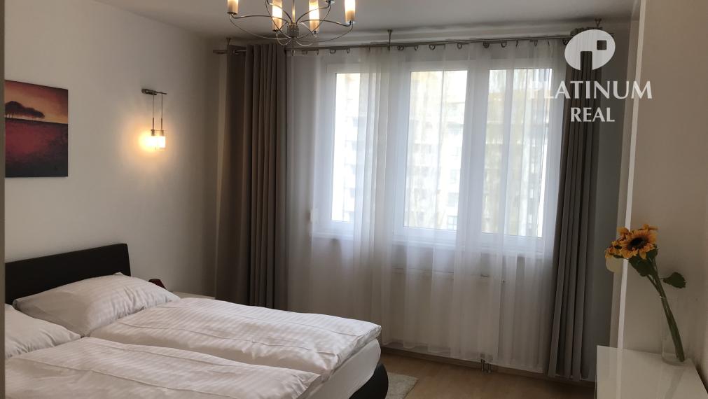 3 izbový priestranný, slnečný byt s terasou a garážovým státim BORIA