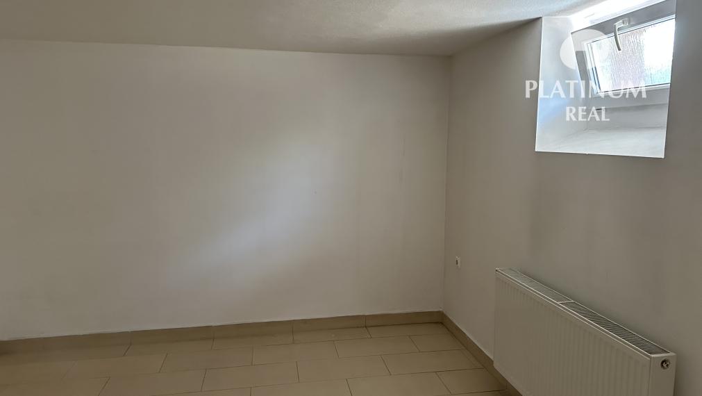 Rodinný dom v Prievoze na prenájom - ideálne pre firmu alebo bývanie