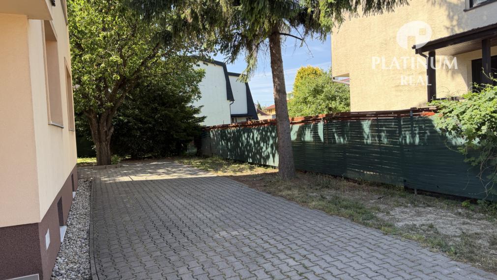 Rodinný dom v Prievoze na prenájom - ideálne pre firmu alebo bývanie