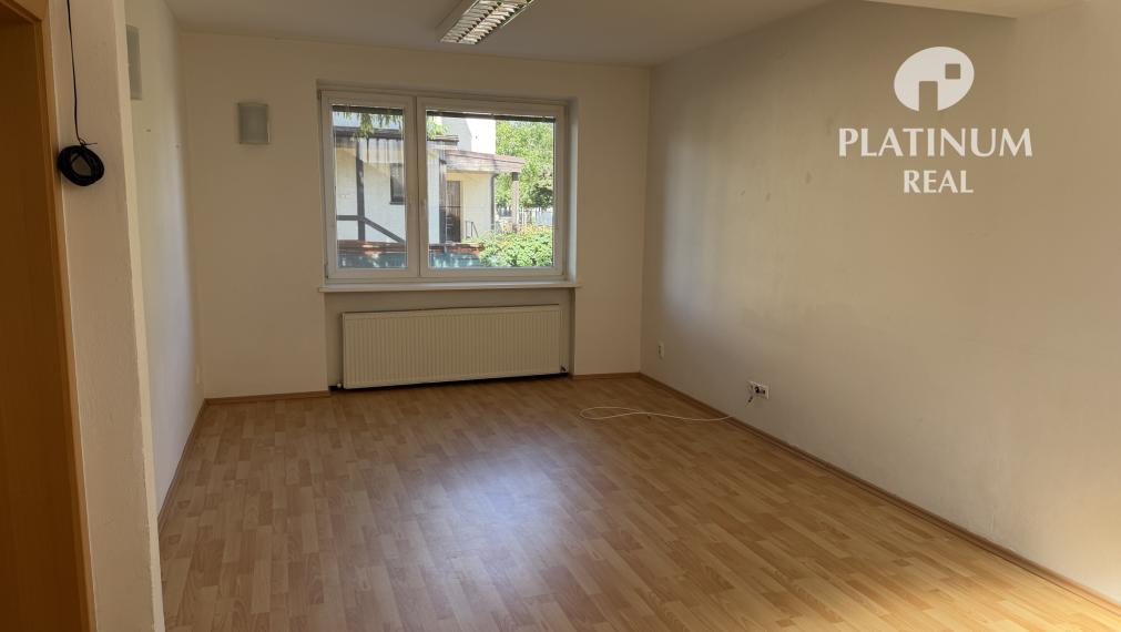 Rodinný dom v Prievoze na prenájom - ideálne pre firmu alebo bývanie