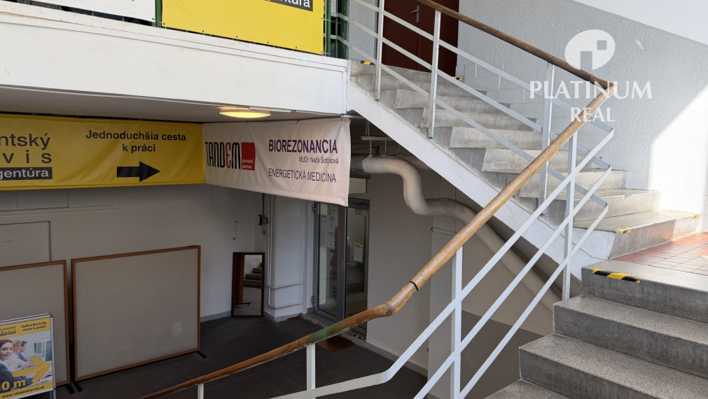 Kancelária alebo obchodný priestor pre služby - hneď oproti POLUS city center