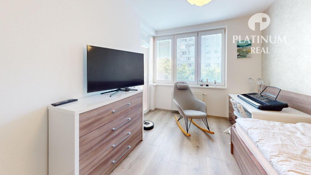 Ružinov Nivy- Jégého ul, 4-izbový byt s terasou 22m2, loggia 5m2, klíma, 3D prehliadka