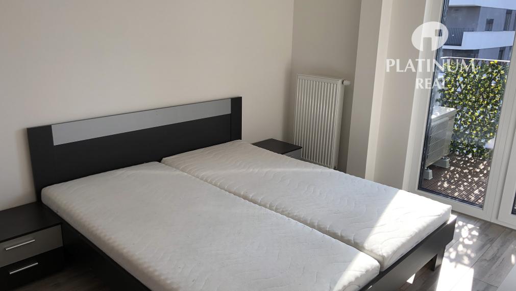 2 iz. byt, garážové státie,loggia, pivničná kobka, od 01.11.