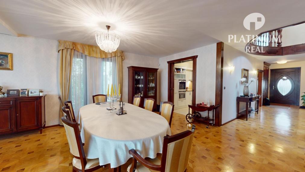 LUXUSNÁ RODINNÁ VILA NA KRAMÁROCH – 520 m² | INTERIÉROVÝ BAZÉN | WELLNESS | FITNESS | GARÁŽ | 673 m² POZEMOK ✳️ 3D prehliadka✳️