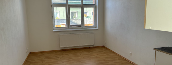 Prenájom 1 iz. bytu č. 1 v Ružinove - Bulharska  ul.