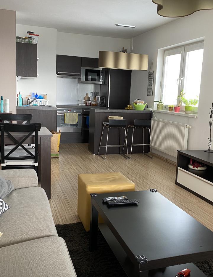 3 izbový byt s výhľadom, slnečná terasa, garáž, NIVY