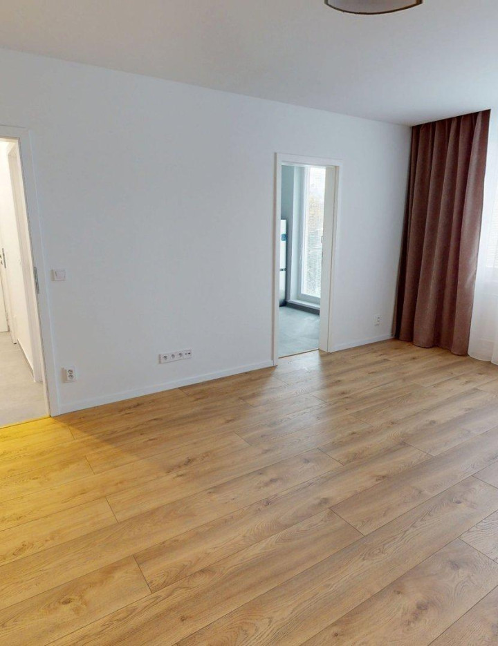 2 izbový byt po novej kompletnej rekonštrukcii, Sibírska ul. BA III