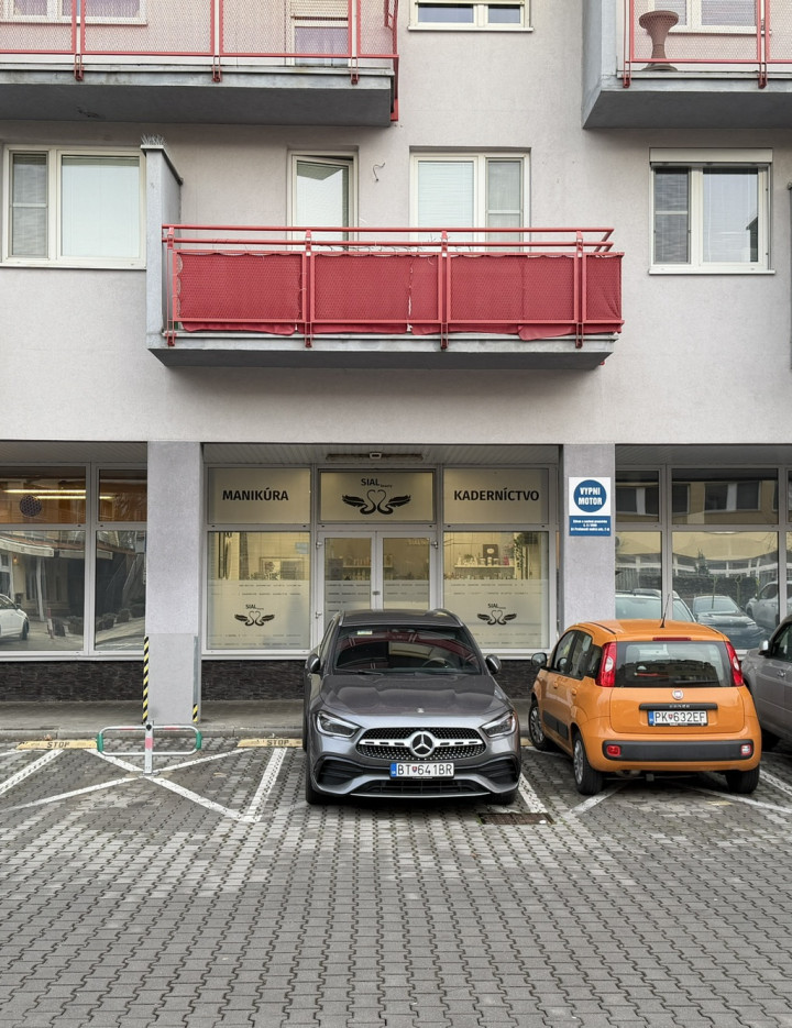 Obchodný priestor, 155m2, klima, Ružinov, Sv.Vincenta