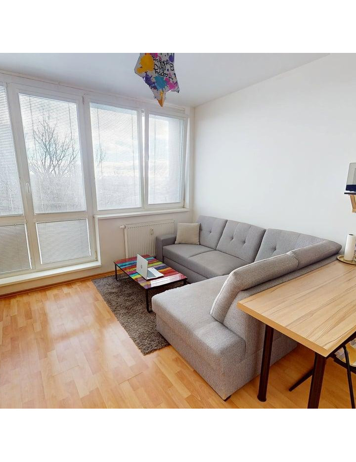 2 garsónka na Závodnej ul., Podunajské Biskupice 3.p. s výťahom